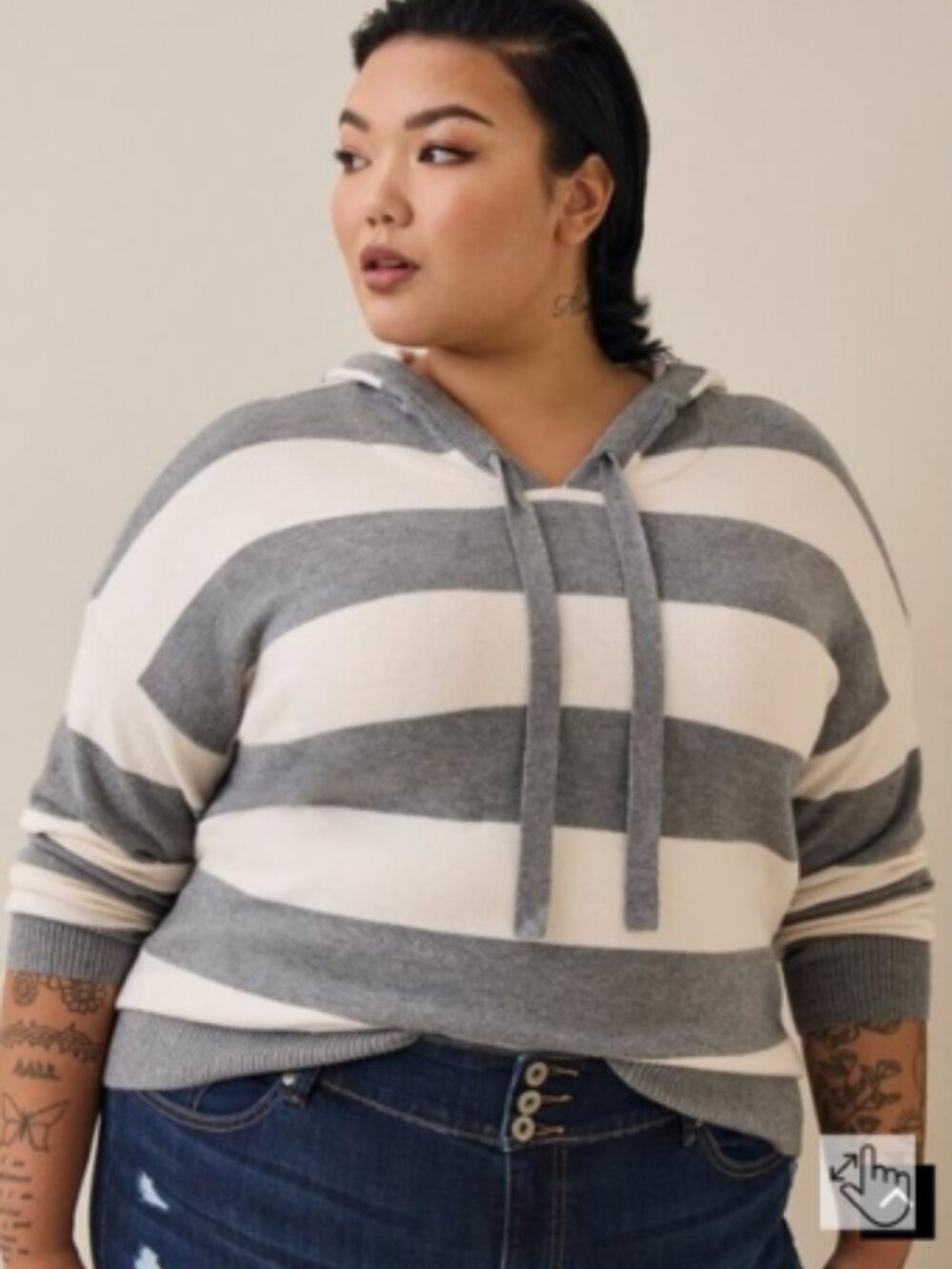 TORRID PULLOVER HOODED SWEATER SIZE 0